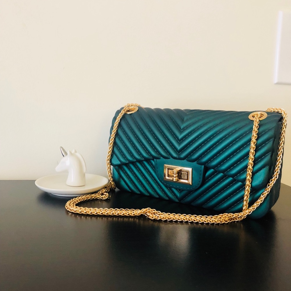 Green and gold chain bag